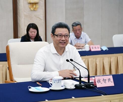 國家電投黨組書記、董事長錢智民拜會重慶市委副書記、市長唐良智