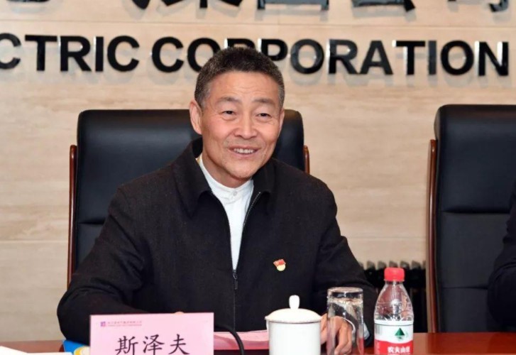 發(fā)展新能源要與電力安全統籌兼顧——訪全國政協常委，哈爾濱電氣集團有限公司黨委書記、董事長斯?jié)煞? width=