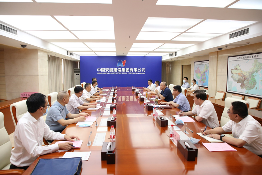周國平會見中儲糧集團黨組副書記、總經(jīng)理遲京濤