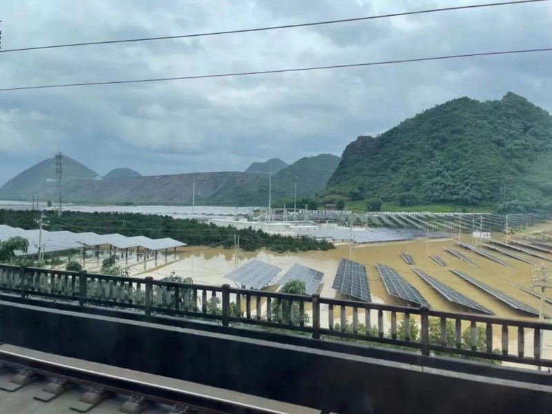 地面電站秒變漂浮電站，又一光伏電站被水淹！