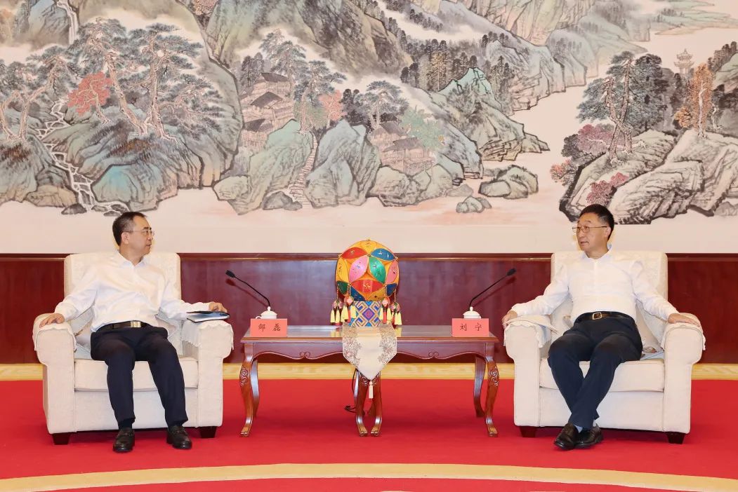 大唐集團(tuán)黨組書記、董事長鄒磊拜會廣西壯族自治區(qū)黨委書記劉寧