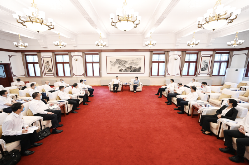 宋海良與江蘇省委常委、南京市委書記韓立明、市長(zhǎng)夏心旻會(huì)談