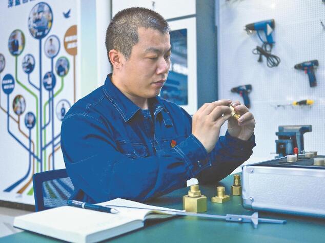 何龍：扎根北疆9年，他找到了自己的位置