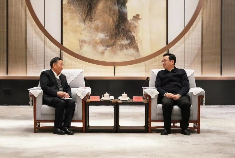 中國能建黨委書記、董事長宋海良拜會河北省委常委，雄安新區(qū)黨工委書記、管委會主任張國華并開展實(shí)地考察
