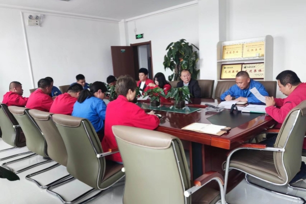 內(nèi)蒙古電力集團烏海千里山供電公司：對標新細則，完成班組定級工作
