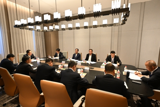 丁焰章與近期新任職子企業(yè)黨委書記、董事長進行集體談話