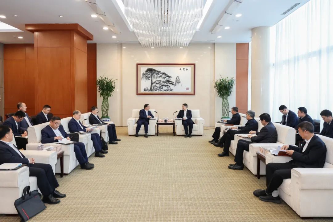 華能集團董事長溫樞剛會見中國電氣裝備董事長白忠泉、總經(jīng)理周群