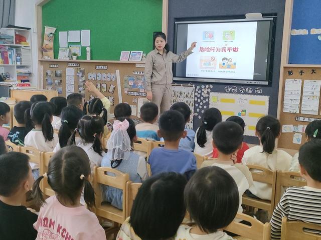 國網光澤縣供電公司電“亮”校園，安全“童”行