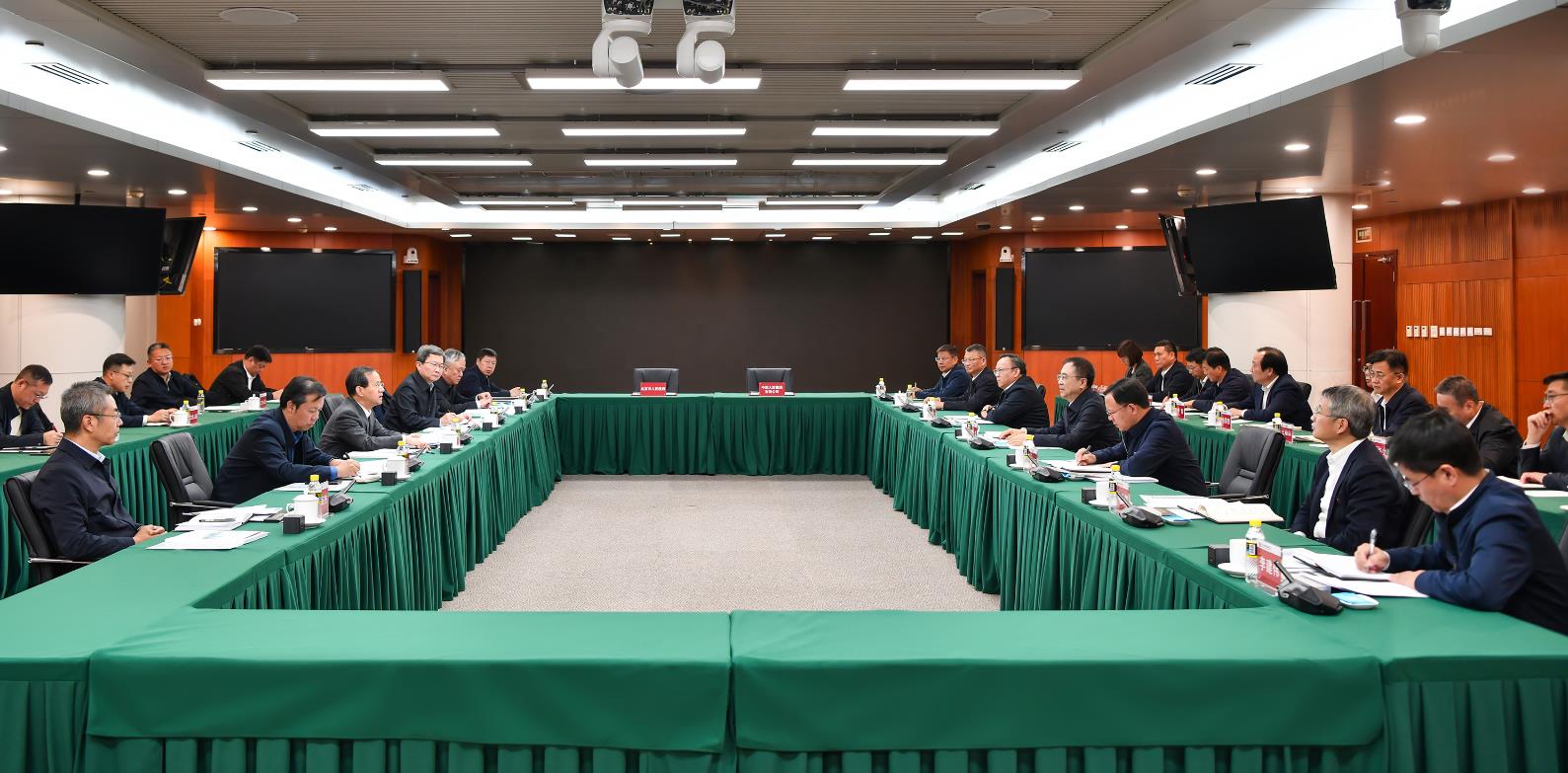 北京市委副書記、市長(zhǎng)殷勇走訪調(diào)研中國大唐總部