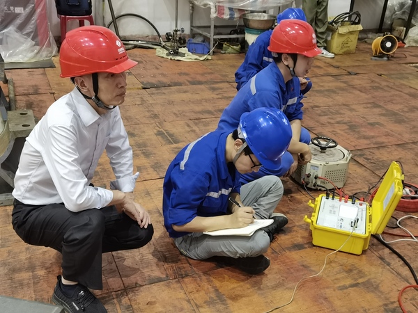 【新春走基層】匠心守護(hù)設(shè)備安，確保電力暢無憂