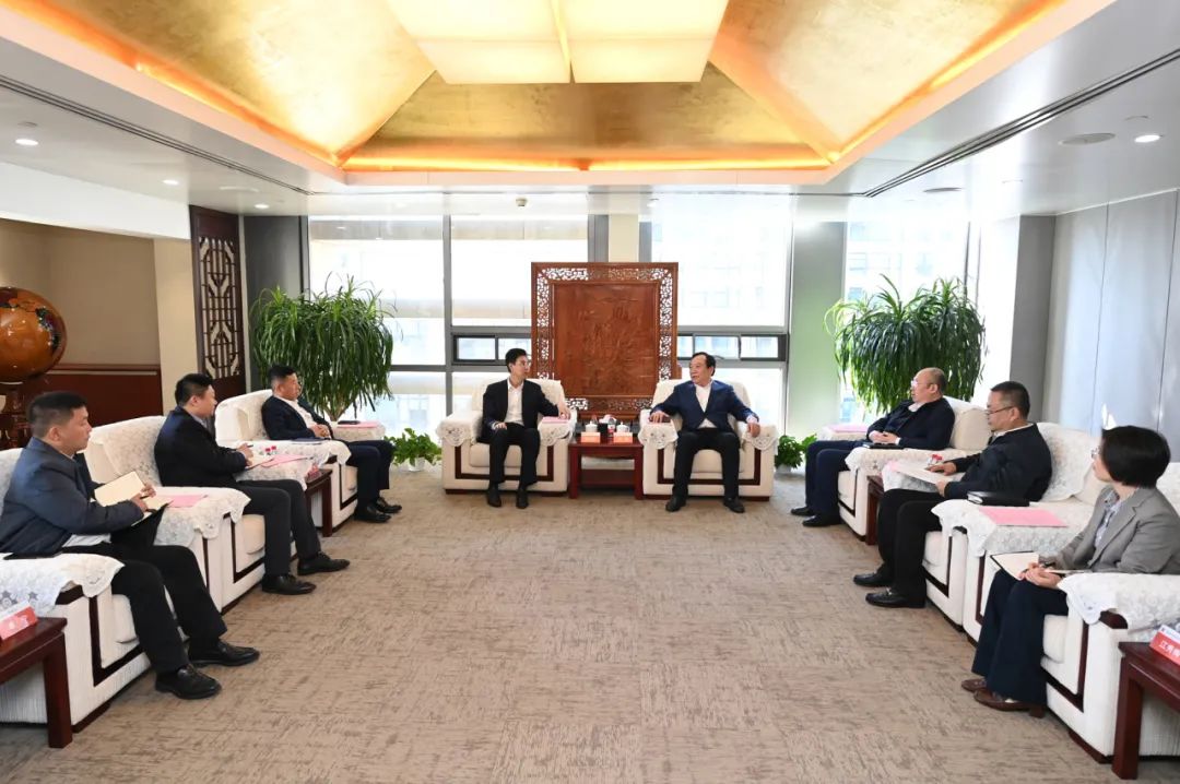 大唐國際黨委書記、董事長李凱會(huì)見中建五局黨委書記、董事長田衛(wèi)國